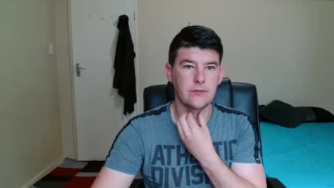 ask me lol online show from 11-10-25, 04:22