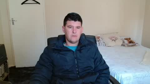 Snapshot of brendansexyboy098754 chatting on 05-21-26, 07:04 ask me lol online show from 05-21-26, 07:04