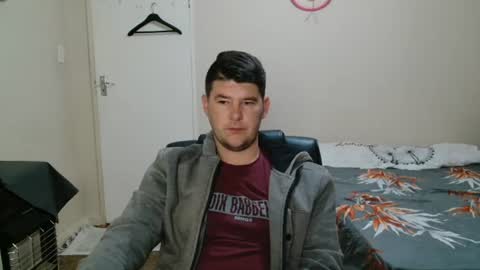 Snapshot of brendansexyboy098754 chatting on 06-13-26, 04:43 ask me lol online show from 06-13-26, 04:43
