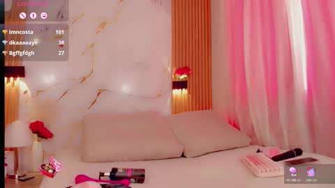 brendasquirtx online show from 11-23-25, 04:29