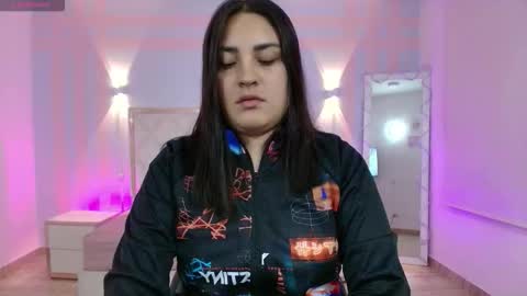 BRENDDA  online show from 11-04-25, 03:27