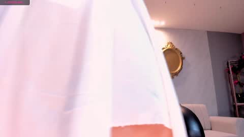 Snapshot of brennawalker chatting on 01-21-25, 10:08 Brenna Walker IG 4lexandracasas online show from 01-21-25, 10:08