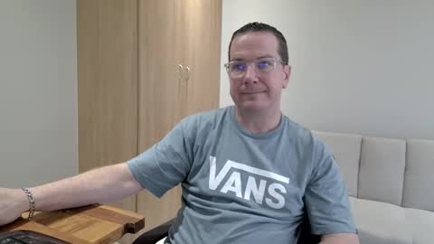 Brett online show from 11-02-25, 01:46