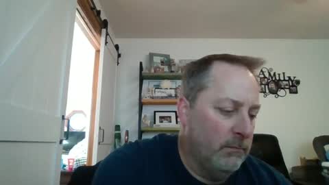 hey online show from 02-01-25, 07:23