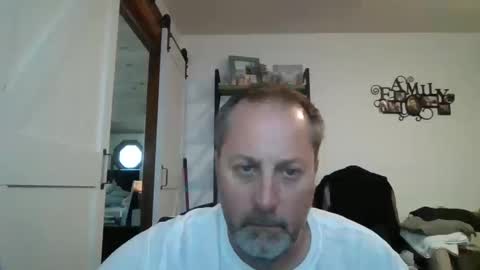 hey online show from 10-11-25, 07:56