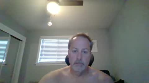Snapshot of brettsky chatting on 04-21-26, 12:11 hey online show from 04-21-26, 12:11