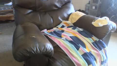 raining down on me online show from 12-20-24, 05:18