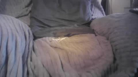 raining down on me online show from 12-14-25, 07:40