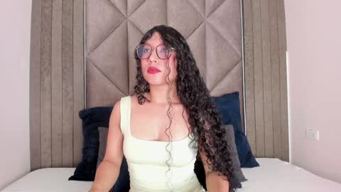 Snapshot of briaconner_ chatting on 02-01-25, 02:37 B R I A online show from 02-01-25, 02:37