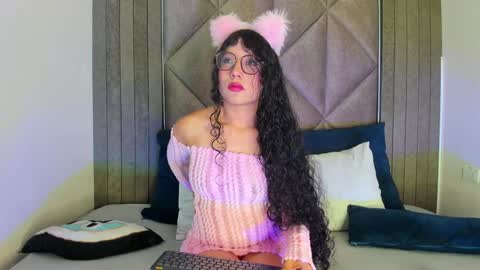 Snapshot of briaconner_ chatting on 02-08-25, 02:47 B R I A online show from 02-08-25, 02:47