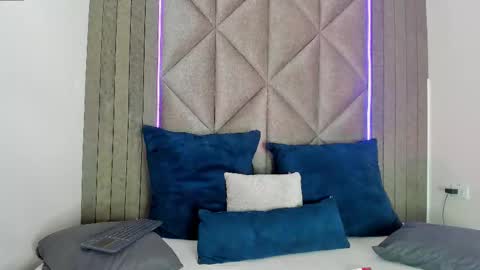 Snapshot of briaconner_ chatting on 03-08-25, 03:17 B R I A online show from 03-08-25, 03:17