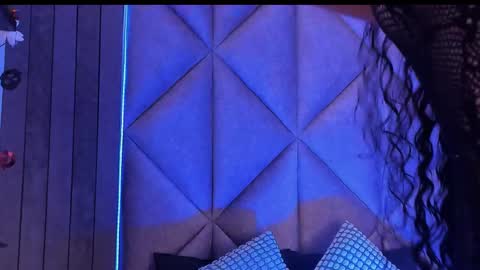 Snapshot of briaconner_ chatting on 10-25-25, 02:41 B R I A online show from 10-25-25, 02:41