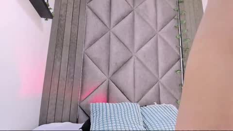 Snapshot of briaconner_ chatting on 11-24-25, 01:27 B R I A online show from 11-24-25, 01:27