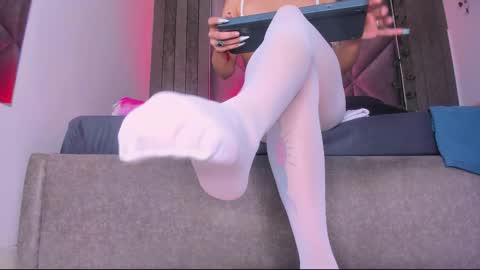 Snapshot of briaconner_ chatting on 12-04-25, 08:06 B R I A online show from 12-04-25, 08:06