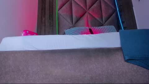 Snapshot of briaconner_ chatting on 12-05-25, 07:54 B R I A online show from 12-05-25, 07:54