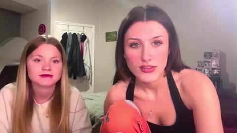 Snapshot of briadominick chatting on 11-14-25, 02:21 Brianna3 online show from 11-14-25, 02:21