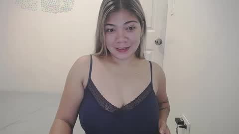 Snapshot of briana_lovexx chatting on 02-06-25, 12:33 Briana online show from 02-06-25, 12:33