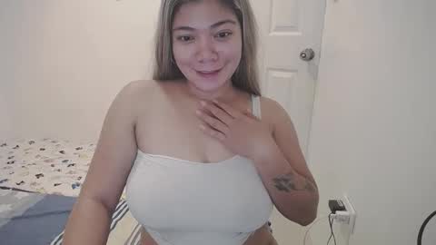 Snapshot of briana_lovexx chatting on 03-06-25, 12:43 Briana online show from 03-06-25, 12:43