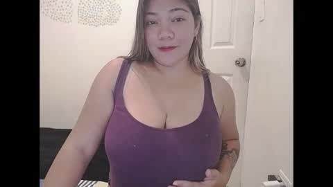 Snapshot of briana_lovexx chatting on 11-19-25, 01:05 Briana online show from 11-19-25, 01:05