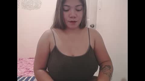 Snapshot of briana_lovexx chatting on 12-04-25, 02:32 Briana online show from 12-04-25, 02:32