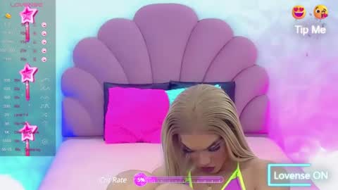 BRIANA online show from 12-21-24, 08:18