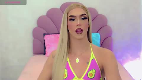 BRIANA online show from 02-14-25, 03:43