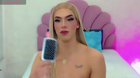 BRIANA online show from 02-18-25, 04:48