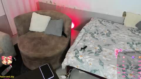 Snapshot of brianaharrizoon1 chatting on 11-20-25, 01:44 briana online show from 11-20-25, 01:44