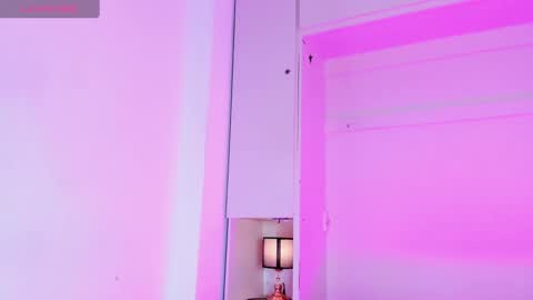 brianataylor1 online show from 10-06-25, 07:44