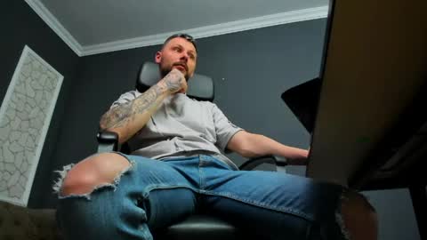 Brian online show from 03-11-26, 06:08