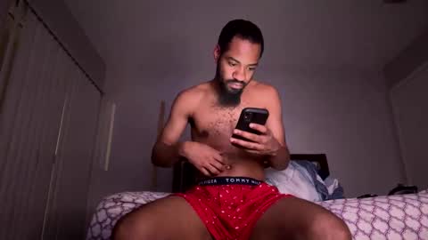 Snapshot of briankone97 chatting on 11-26-25, 11:17 BRIANKONE97 online show from 11-26-25, 11:17