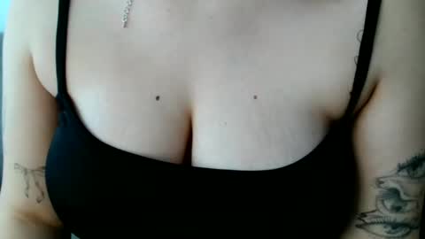 shiny smile online show from 06-03-26, 02:33