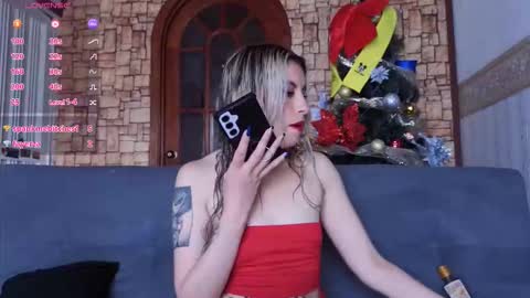 Snapshot of brianna_smoke chatting on 12-15-25, 06:56 brianna online show from 12-15-25, 06:56