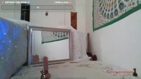 Snapshot of briannabills chatting on 01-29-25, 11:35 Brianna Bills online show from 01-29-25, 11:35