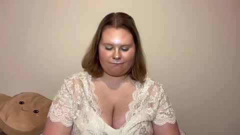 Brianna online show from 11-12-25, 10:41