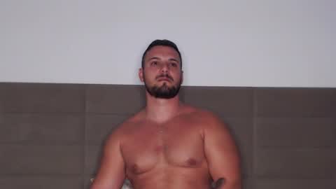 Snapshot of briannsmith1 chatting on 09-10-25, 08:36 Brian online show from 09-10-25, 08:36