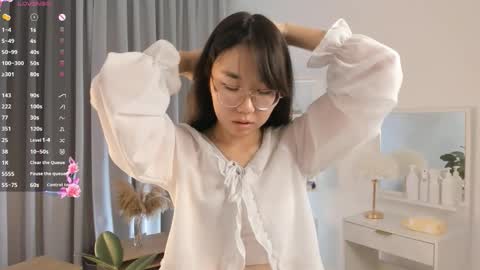 Hanna online show from 09-10-25, 04:07