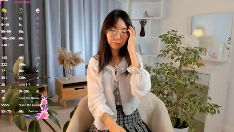 Hanna online show from 10-04-25, 03:21