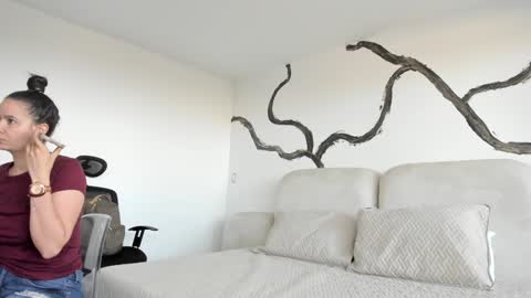    online show from 01-24-25, 12:31