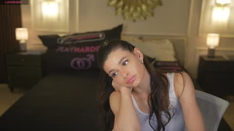 Diamonds Girls online show from 04-24-26, 08:00