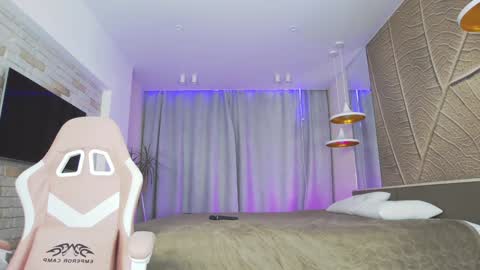 Snapshot of brightrays__ chatting on 02-06-25, 03:06 Amina Adelina online show from 02-06-25, 03:06