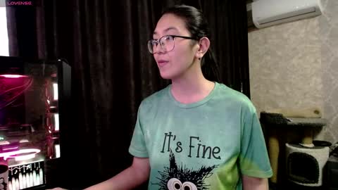 Snapshot of brightssmiles chatting on 01-29-25, 09:12 Aisha online show from 01-29-25, 09:12