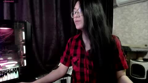 Snapshot of brightssmiles chatting on 02-24-25, 07:11 Aisha online show from 02-24-25, 07:11