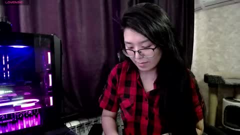 Snapshot of brightssmiles chatting on 02-24-25, 10:15 Aisha online show from 02-24-25, 10:15