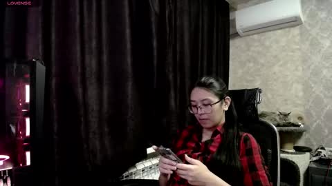 Snapshot of brightssmiles chatting on 03-03-25, 07:32 Aisha online show from 03-03-25, 07:32