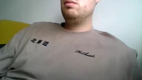 Snapshot of brighxn52 chatting on 09-09-25, 01:54 DevonLad online show from 09-09-25, 01:54