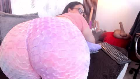 BRIGITTE online show from 09-15-25, 04:51