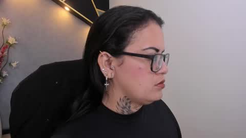 BRIGITTE online show from 03-25-26, 01:44