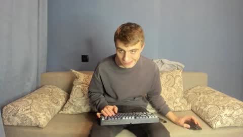 bristlebback online show from 10-19-25, 04:29