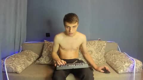 bristlebback online show from 10-29-25, 07:04